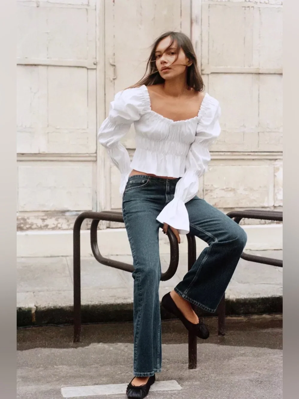 Zara White Smocked Puff-Sleeve Blouse. POP